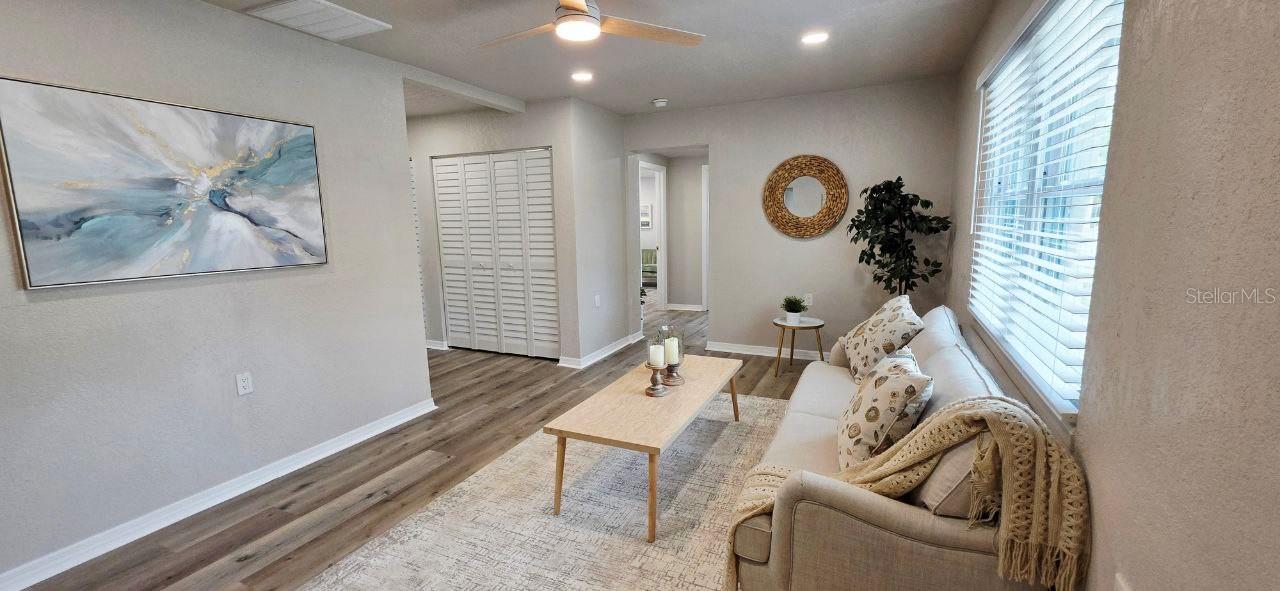 CRESTWOOD - Residential