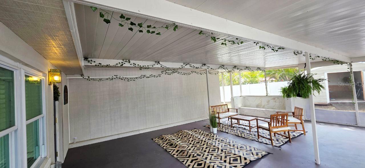 CRESTWOOD - Residential