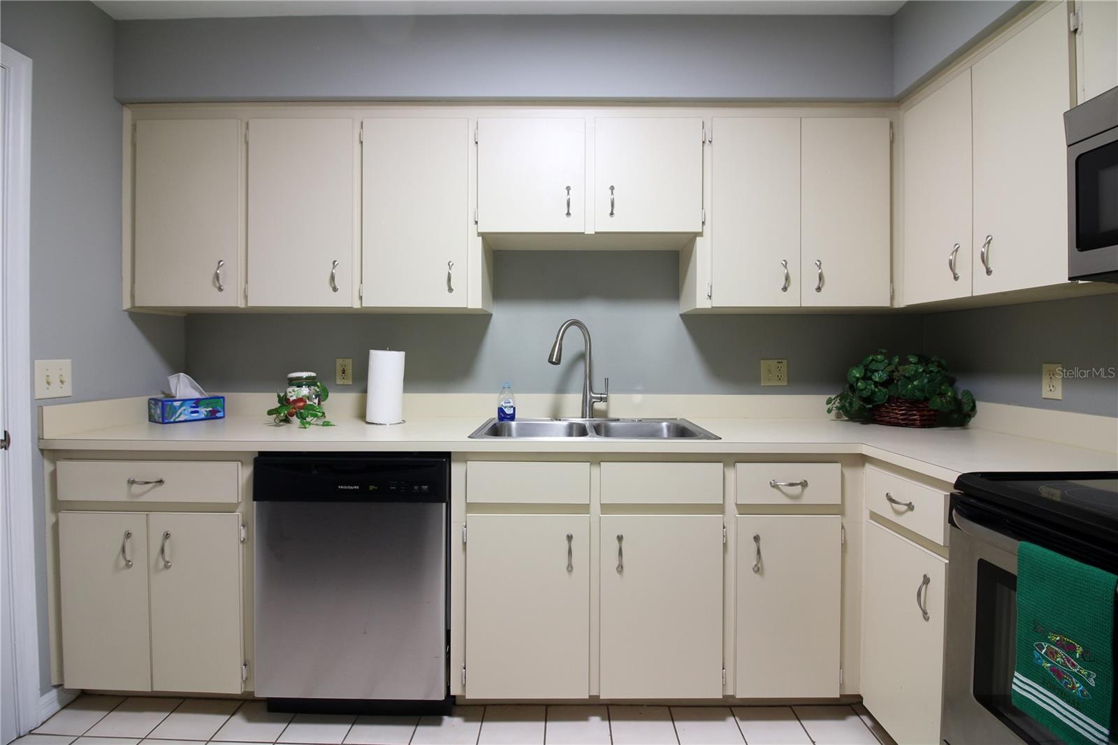 FAIRFIELD - Residential Lease