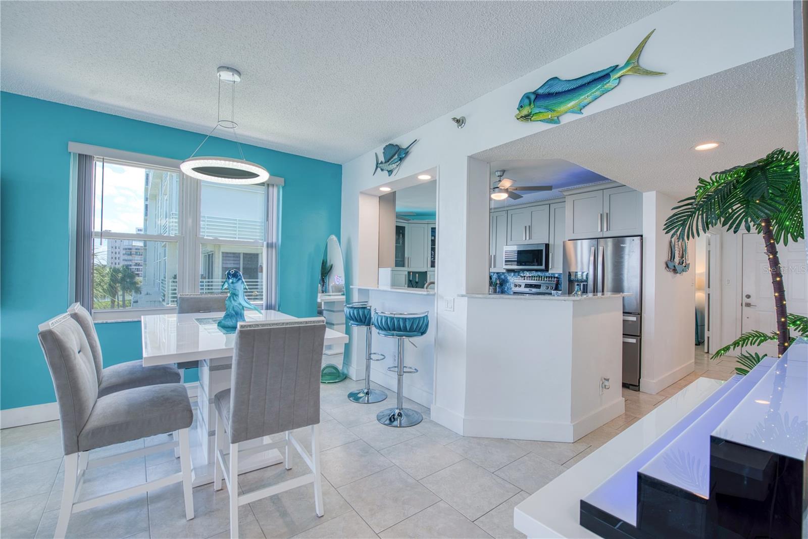 HARBOURSIDE CONDO - Residential