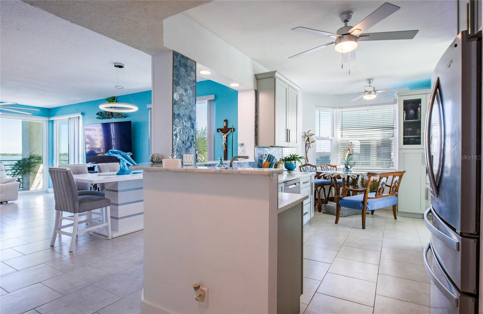 HARBOURSIDE CONDO - Residential