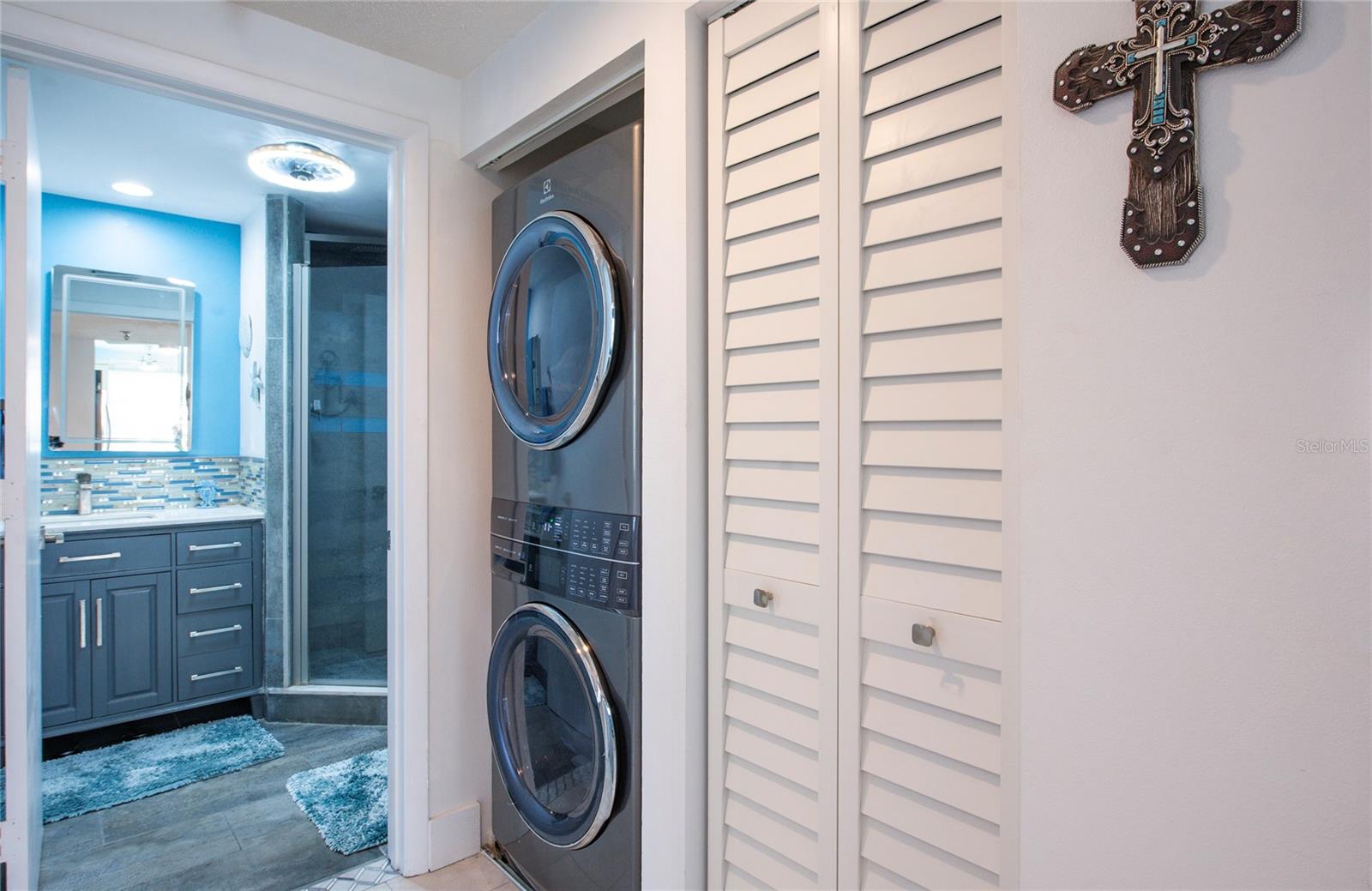 HARBOURSIDE CONDO - Residential