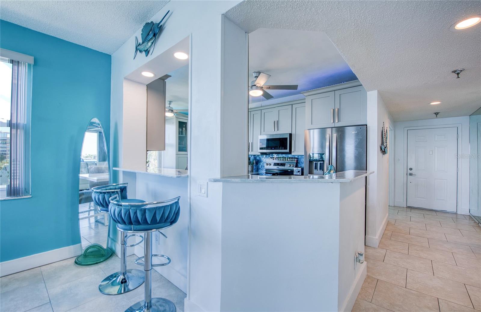HARBOURSIDE CONDO - Residential