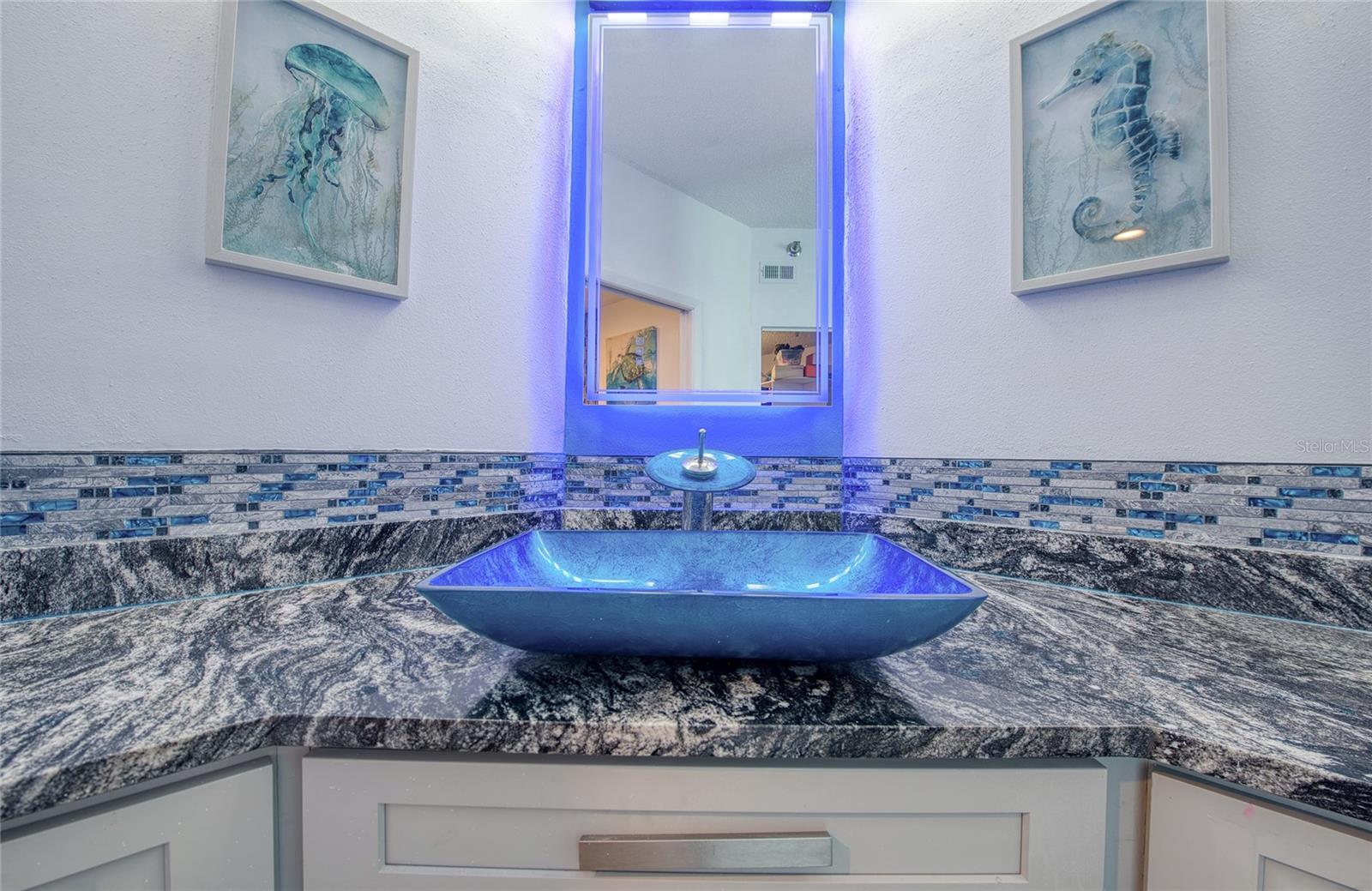 HARBOURSIDE CONDO - Residential