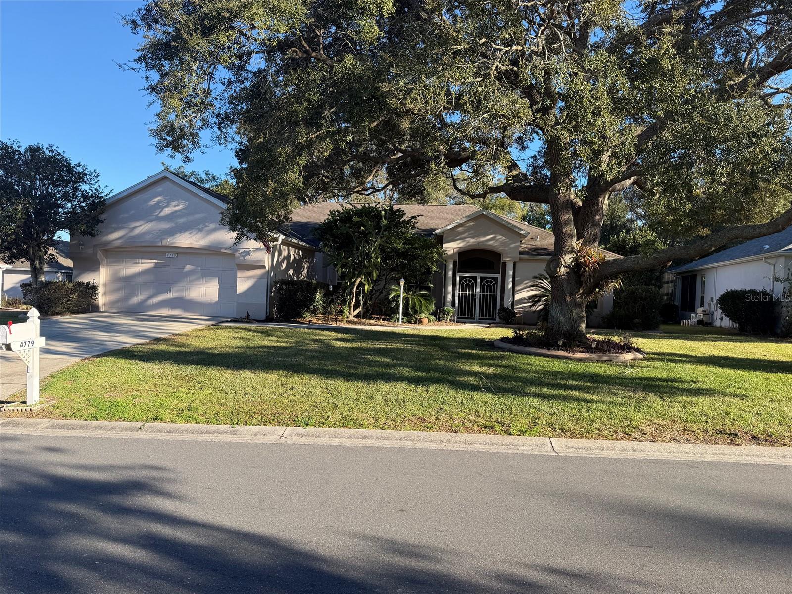 LAUREL RIDGE 02 - Residential