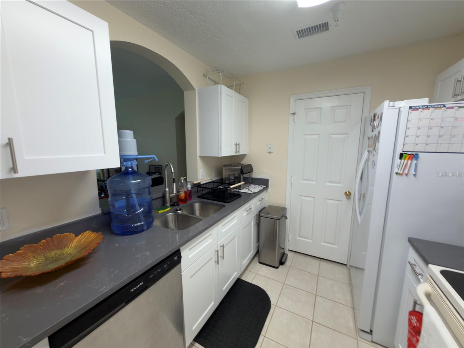 OASIS 02 CONDO - Residential