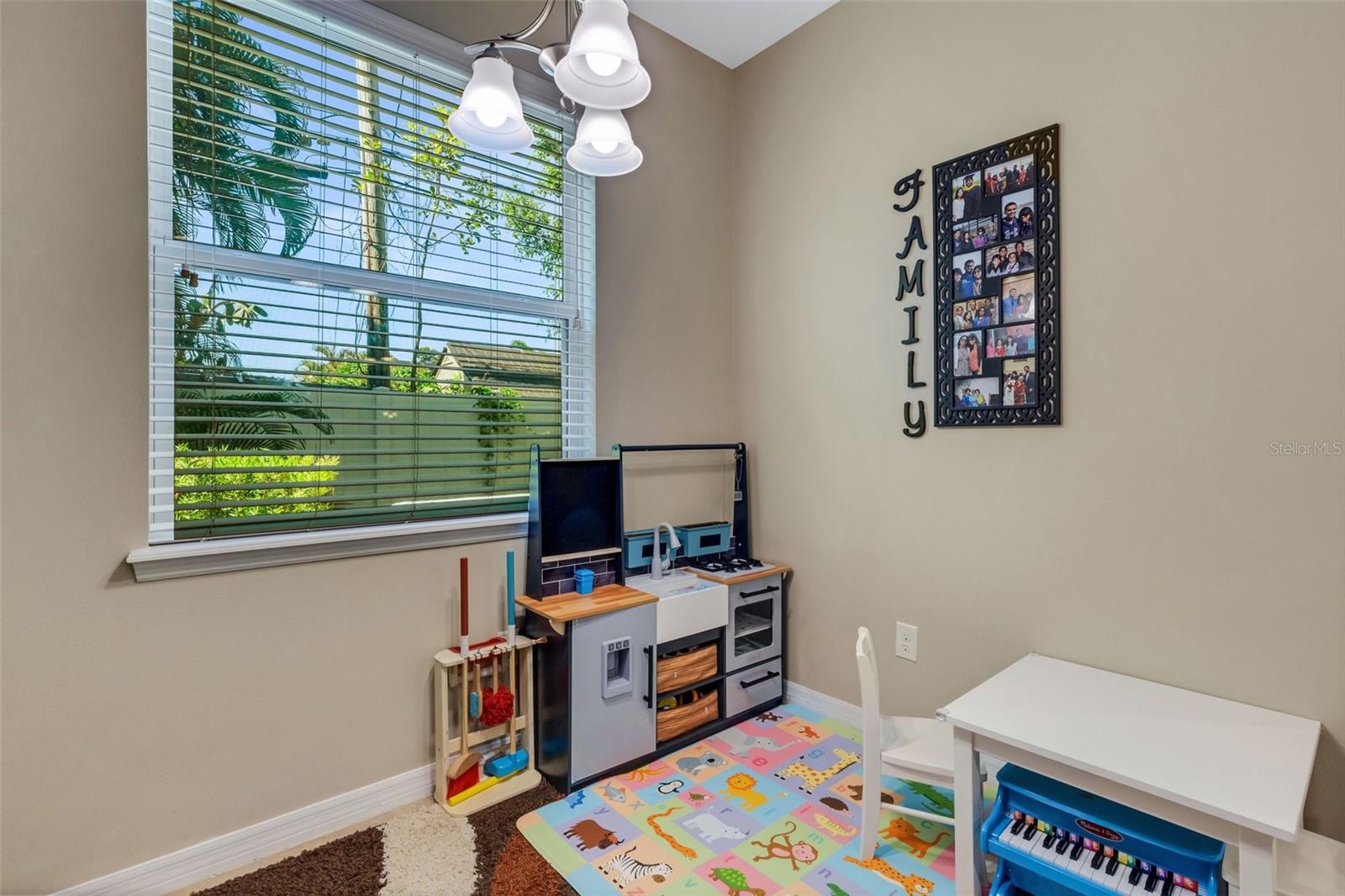 Photo 16 of 51 of 10509 WHITTINGTON COURT townhome