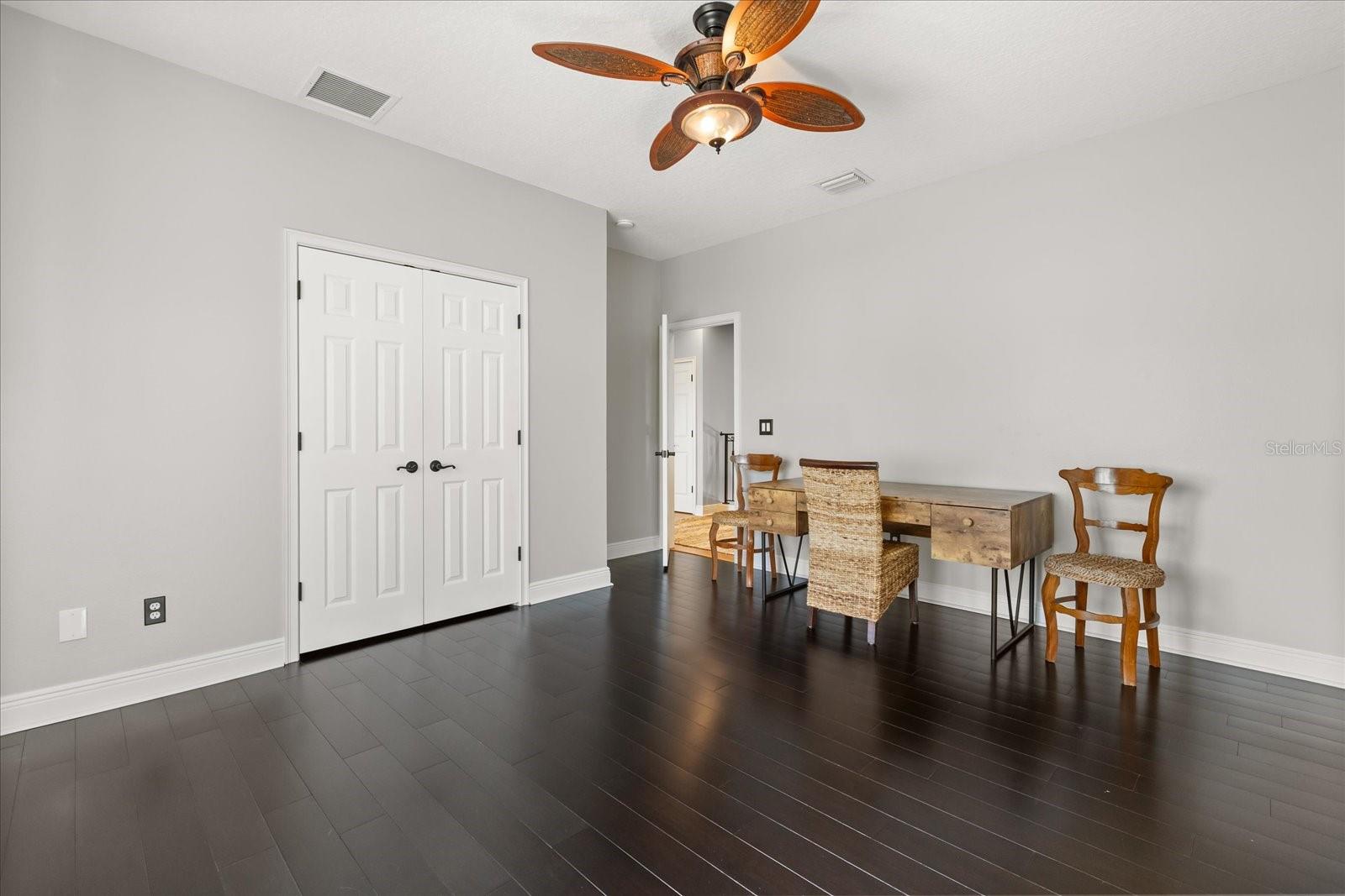 OAK RIDGE - Residential