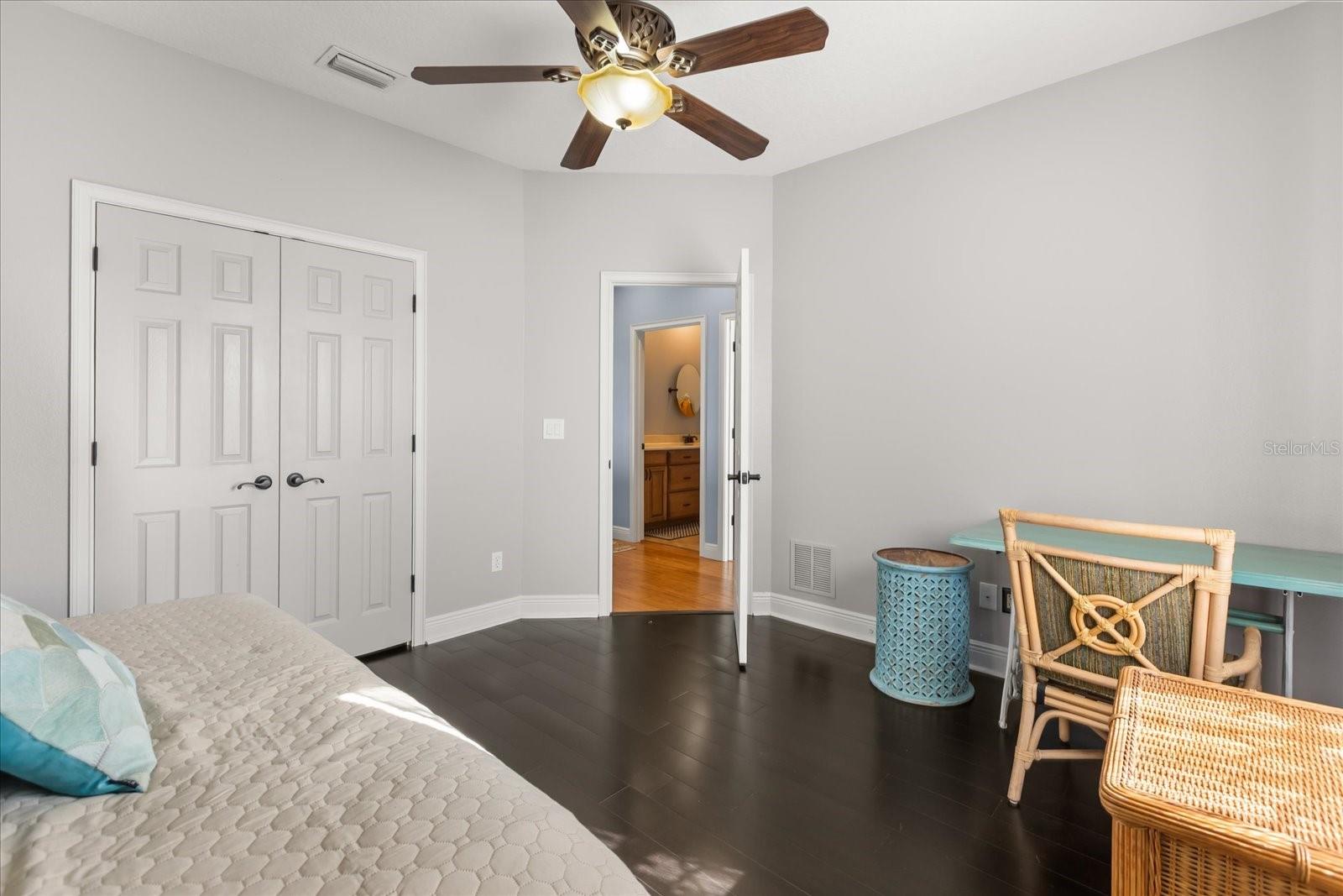 OAK RIDGE - Residential