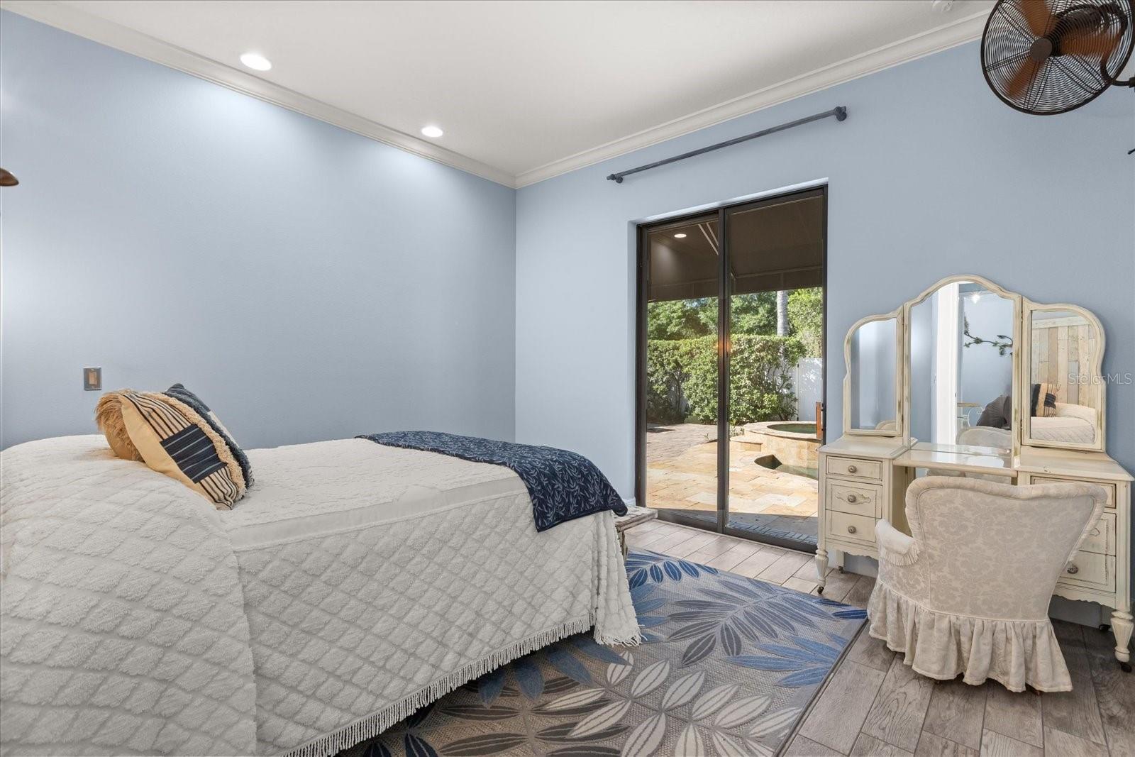 OAK RIDGE - Residential