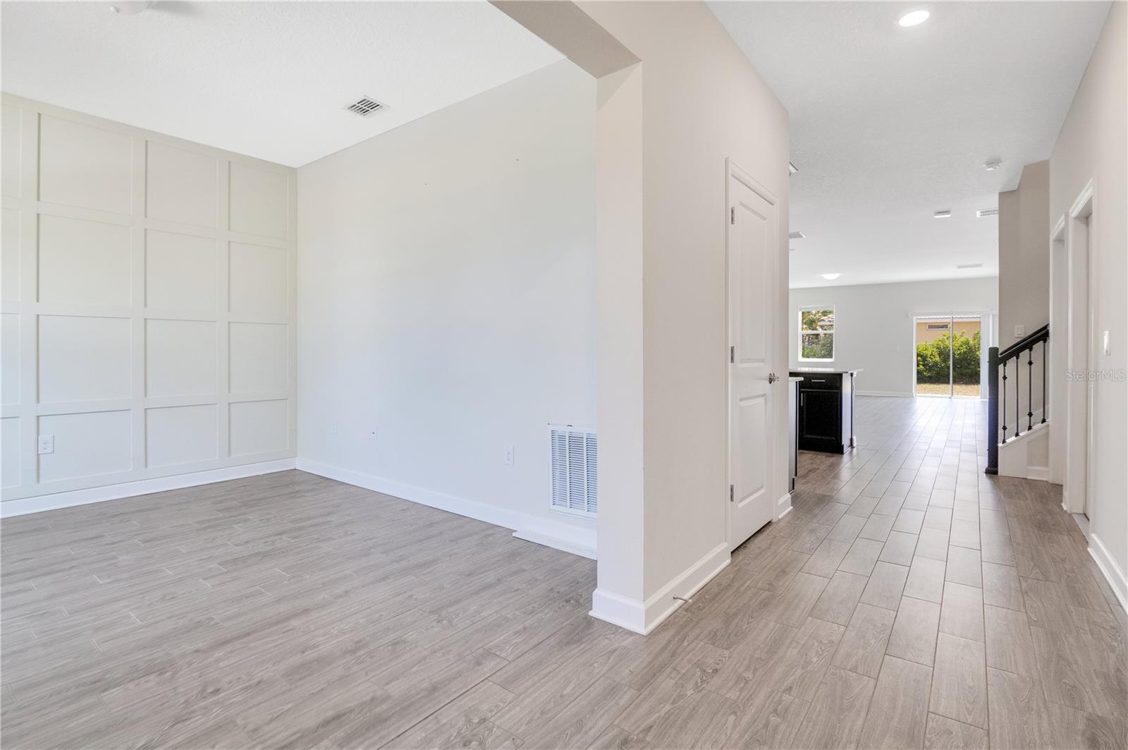 1504 OAK MARSH LOOP