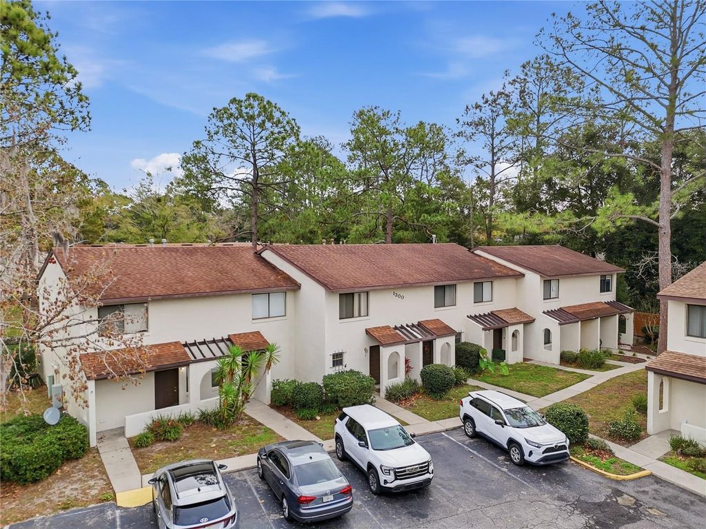 Photo of 2635 SW 35th Place #1303, Gainesville, FL 32608 (MLS # GC537158)