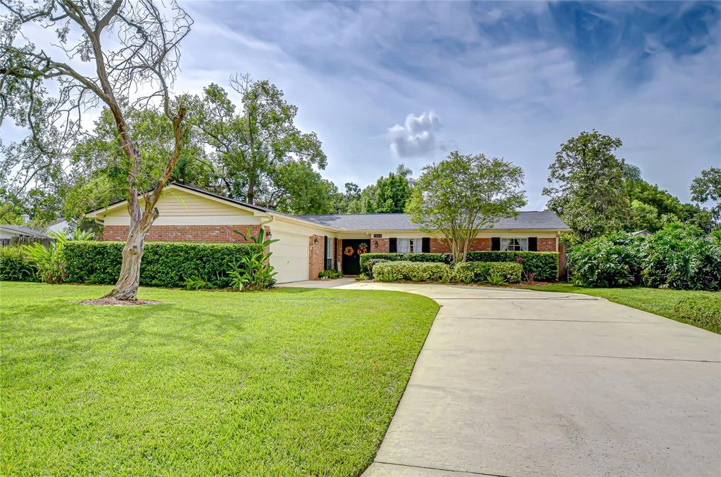Photo of 1904 Little Cove, Tampa, FL 33613 (MLS # TB8428993)