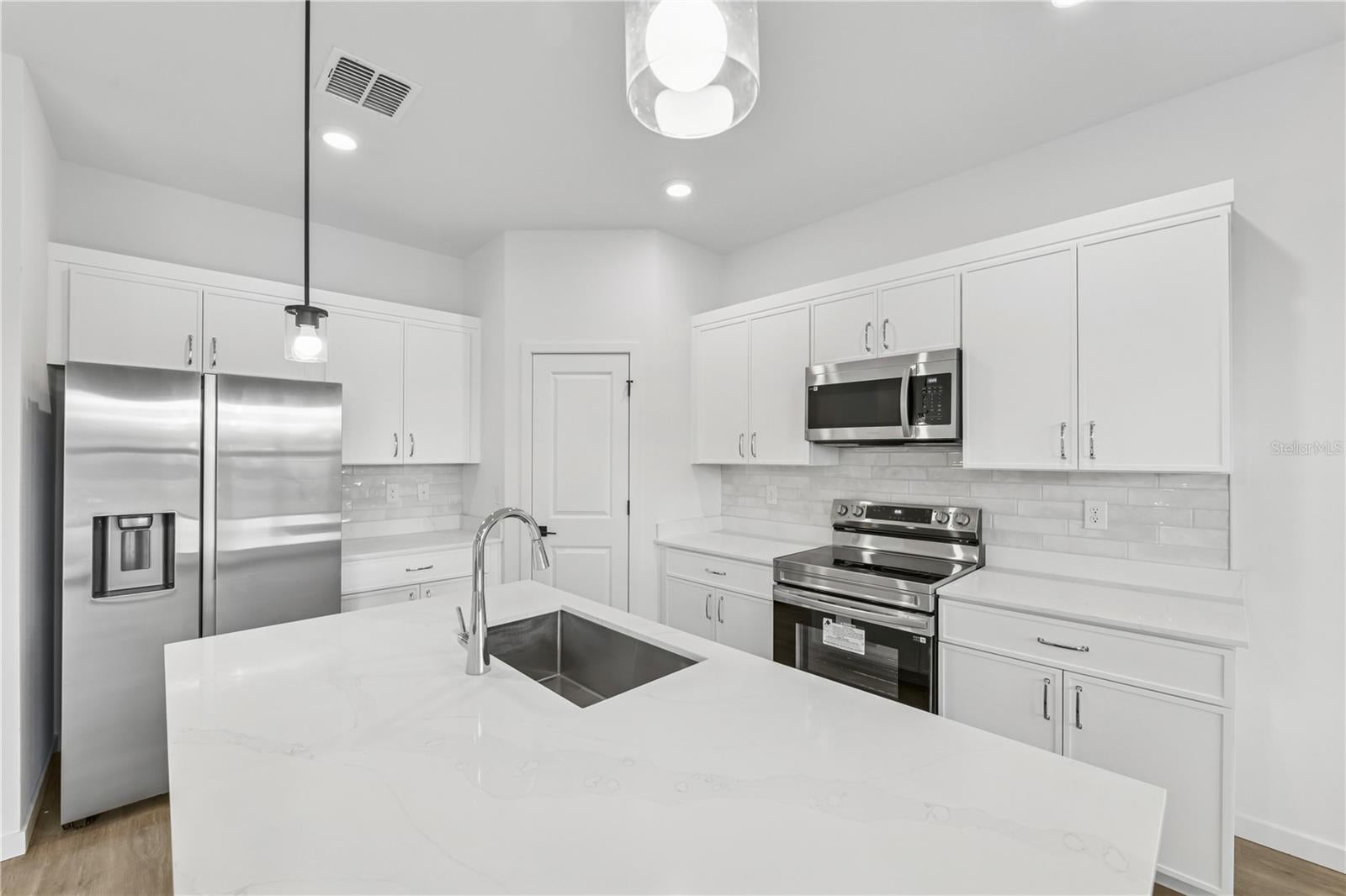 17875 SW 68TH PLACE