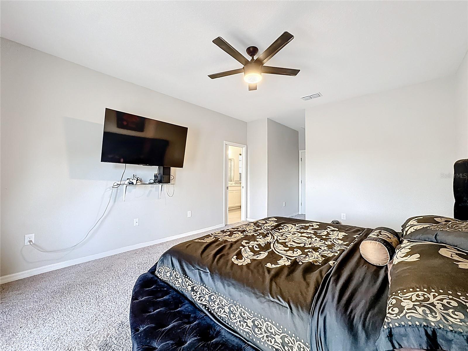 BELLALAGO PH 5J SEC 2 - Residential