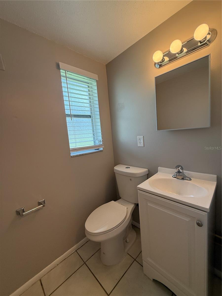 VENICE GARDENS - Residential Lease