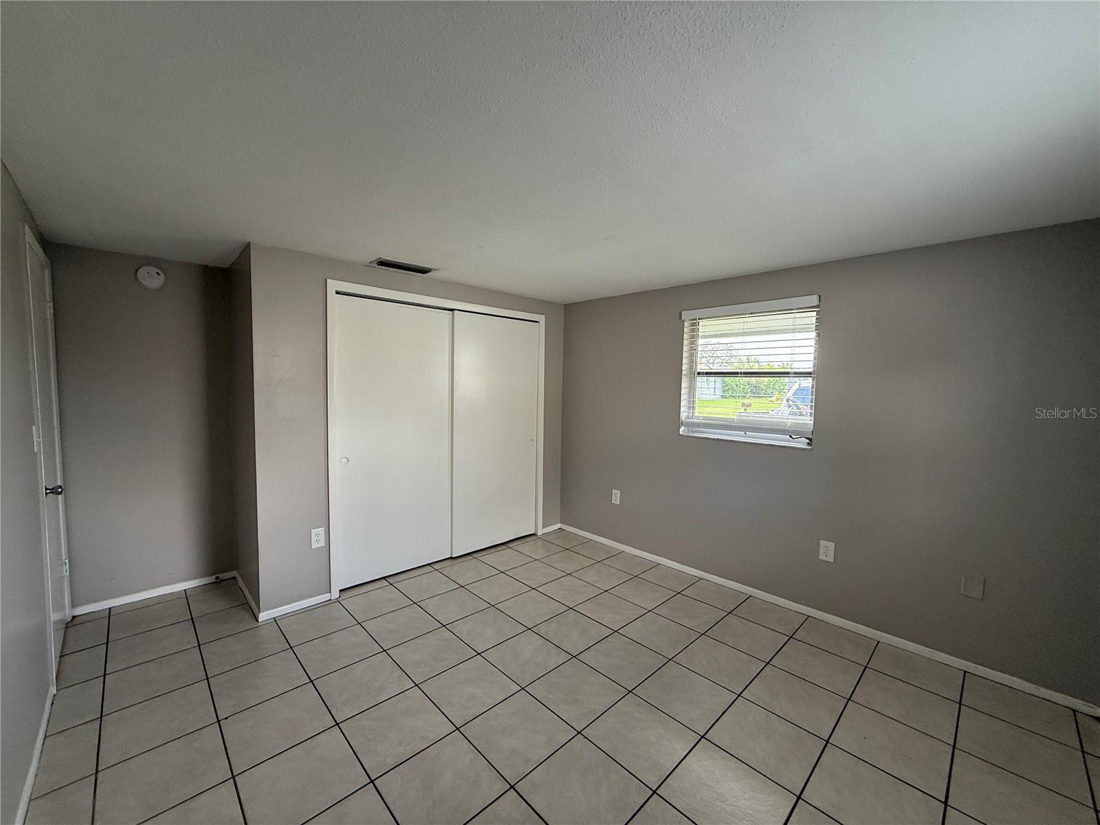 VENICE GARDENS - Residential Lease