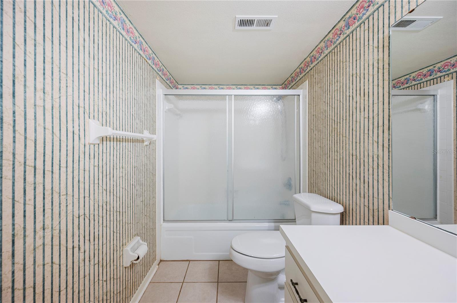 HAWAIIAN A CONDO - Residential