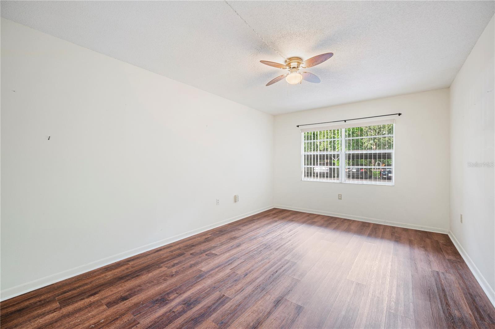 HAWAIIAN A CONDO - Residential