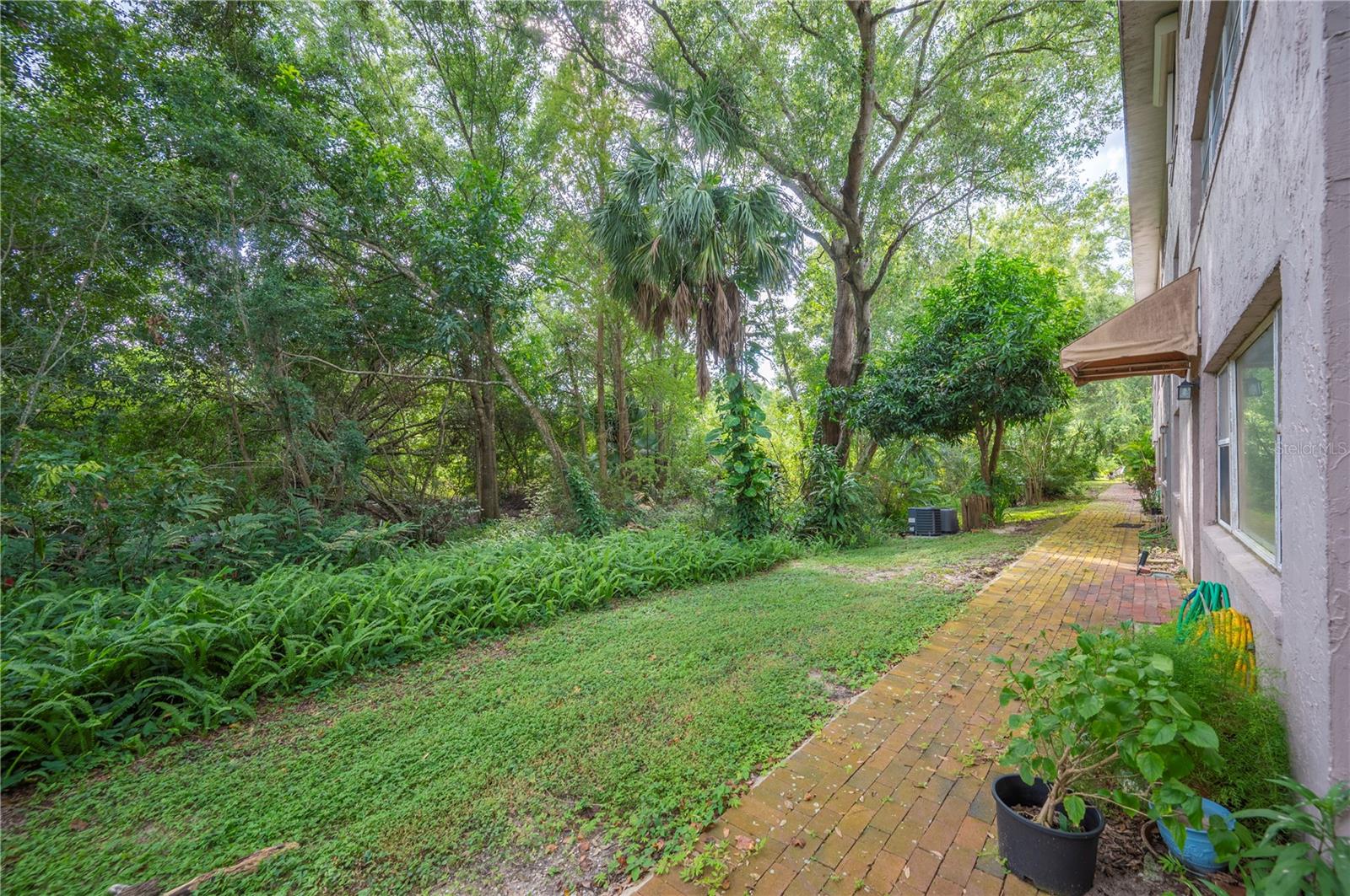 HAWAIIAN A CONDO - Residential