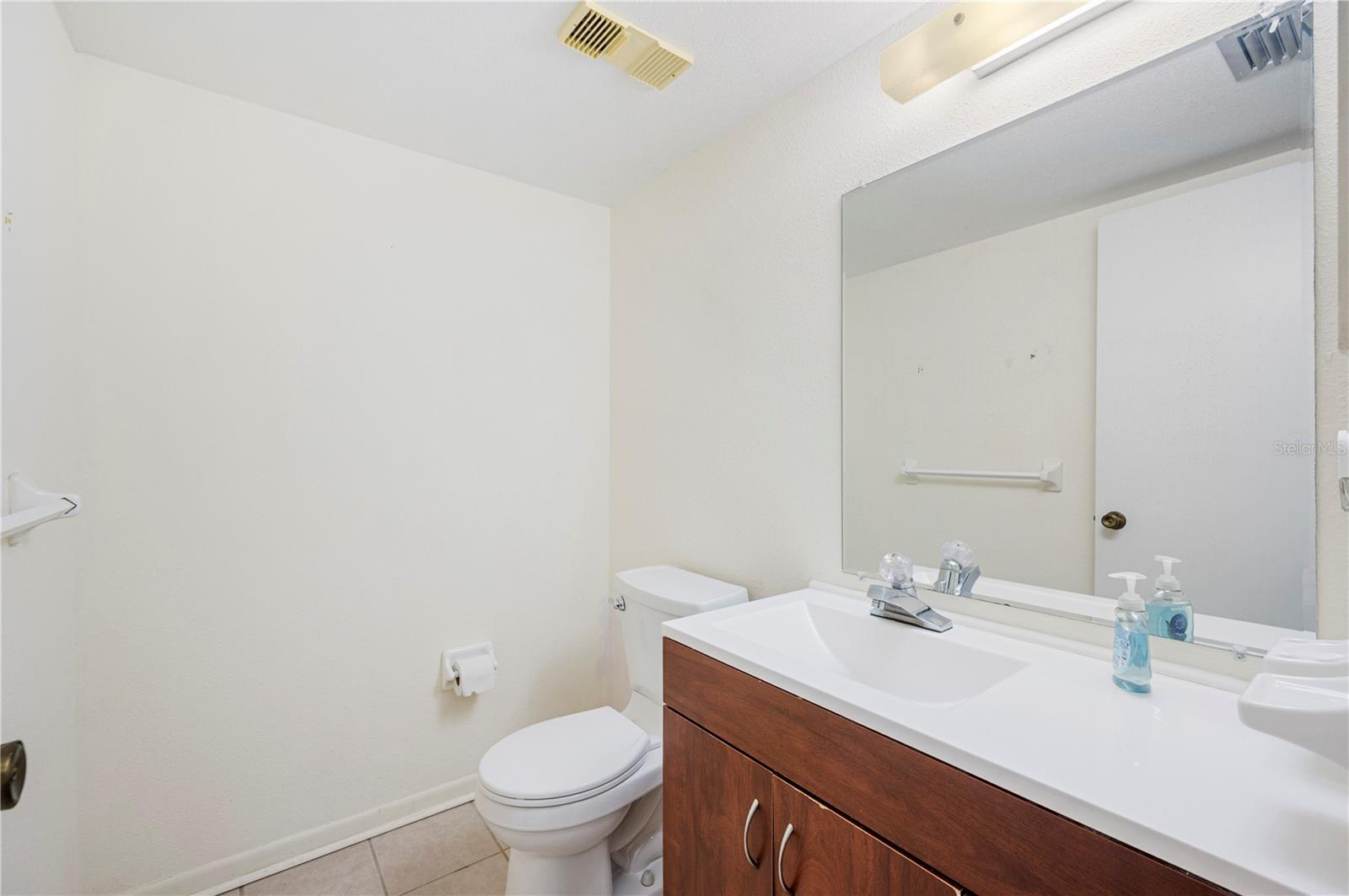 HAWAIIAN A CONDO - Residential