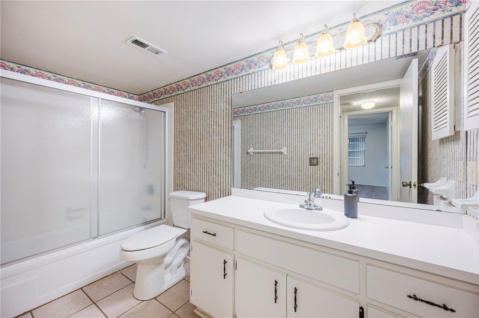 HAWAIIAN A CONDO - Residential