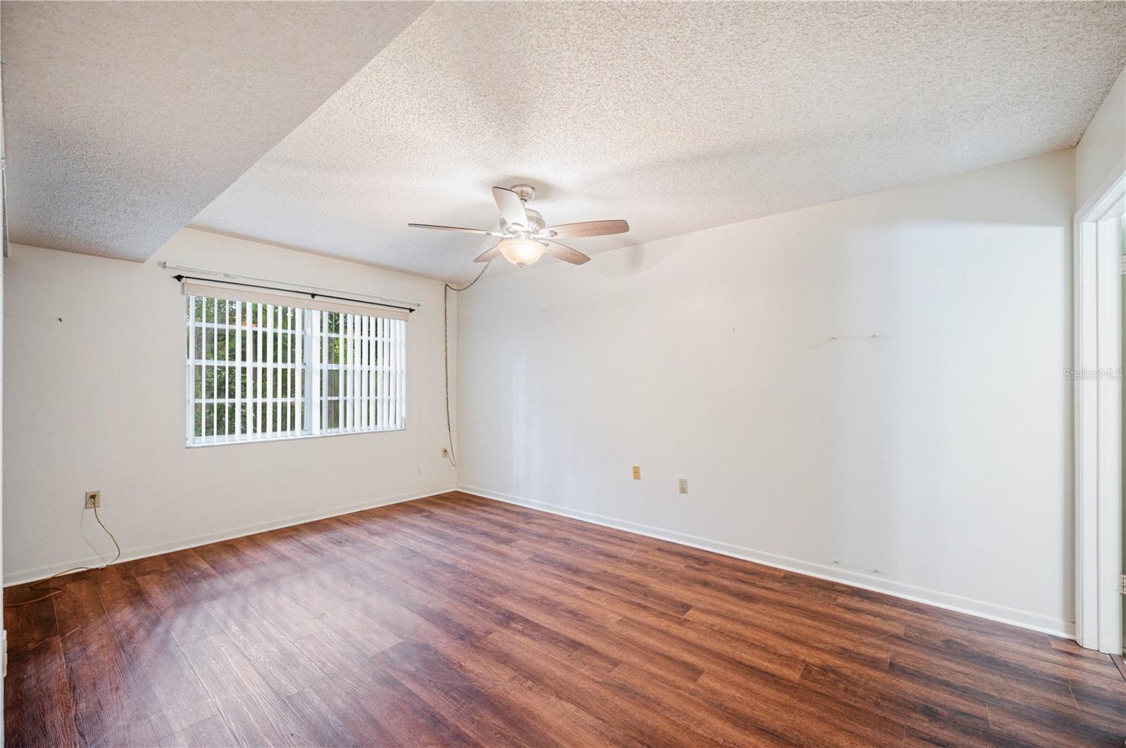 HAWAIIAN A CONDO - Residential