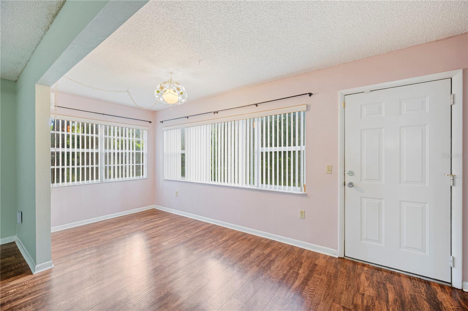 HAWAIIAN A CONDO - Residential