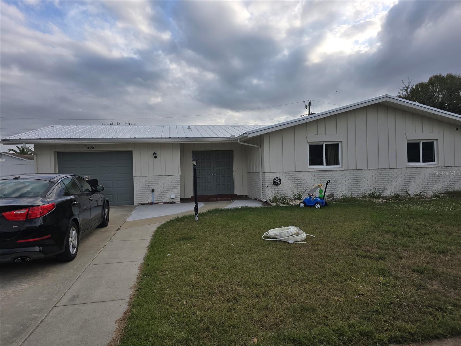 RIDGEWOOD ESTATES 11 ADD - Residential