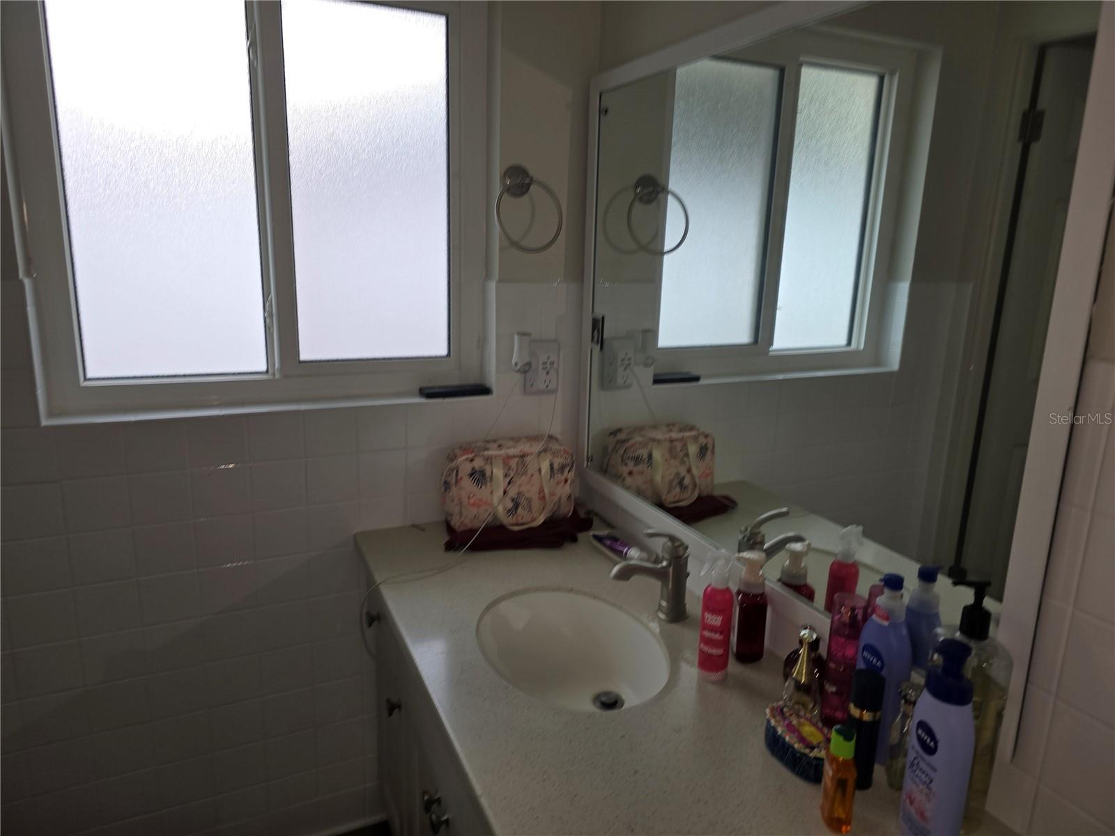 RIDGEWOOD ESTATES 11 ADD - Residential