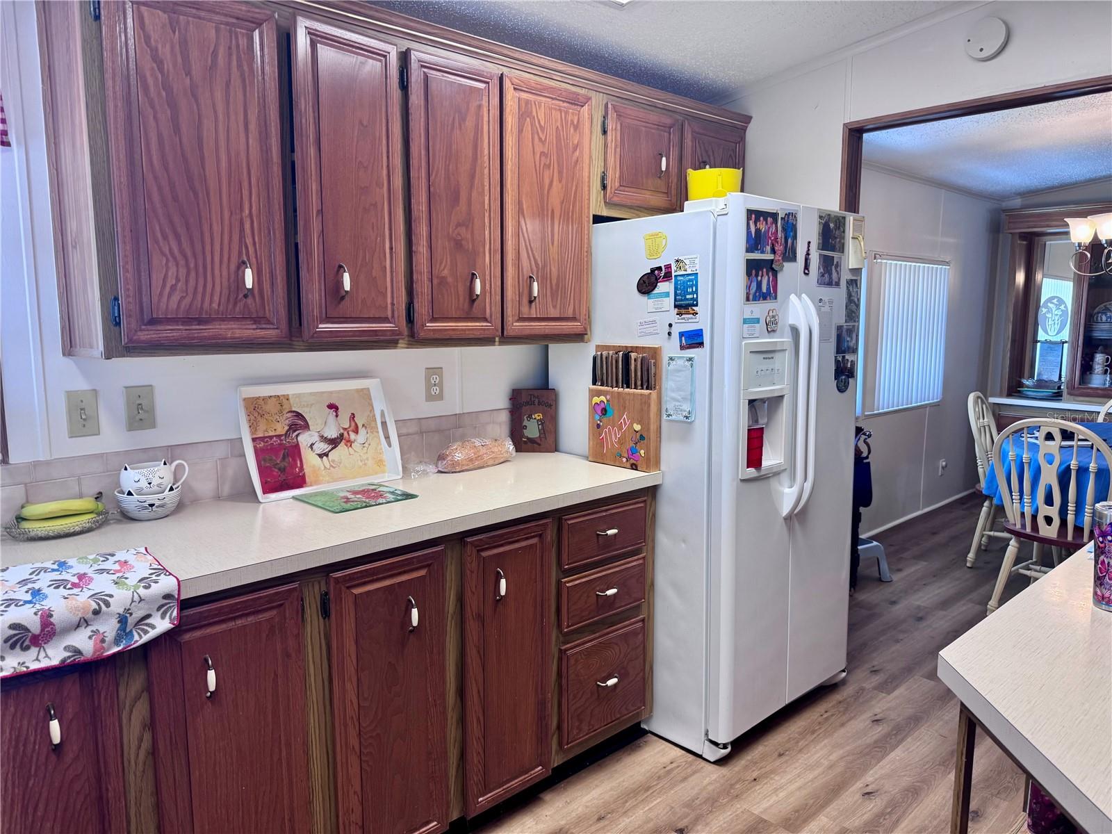 FLORAL LAKES - Residential