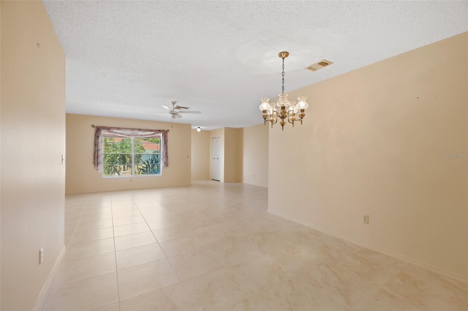 SUN CITY CENTER UNIT 45 - Residential
