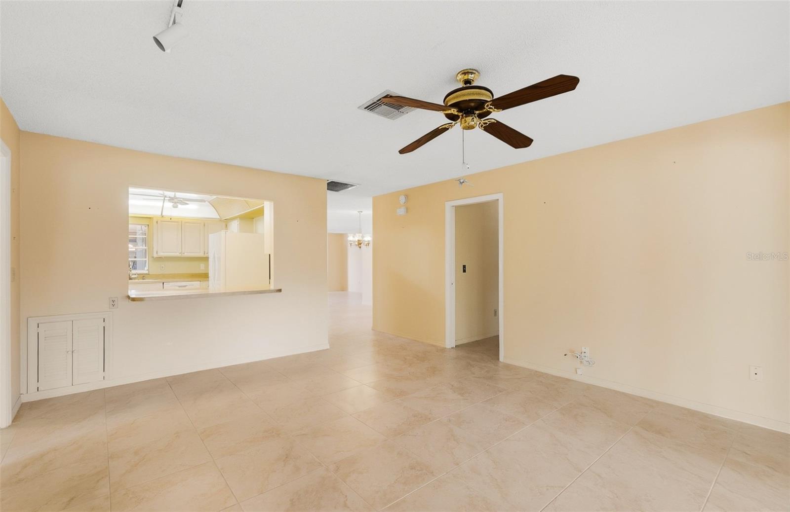 SUN CITY CENTER UNIT 45 - Residential
