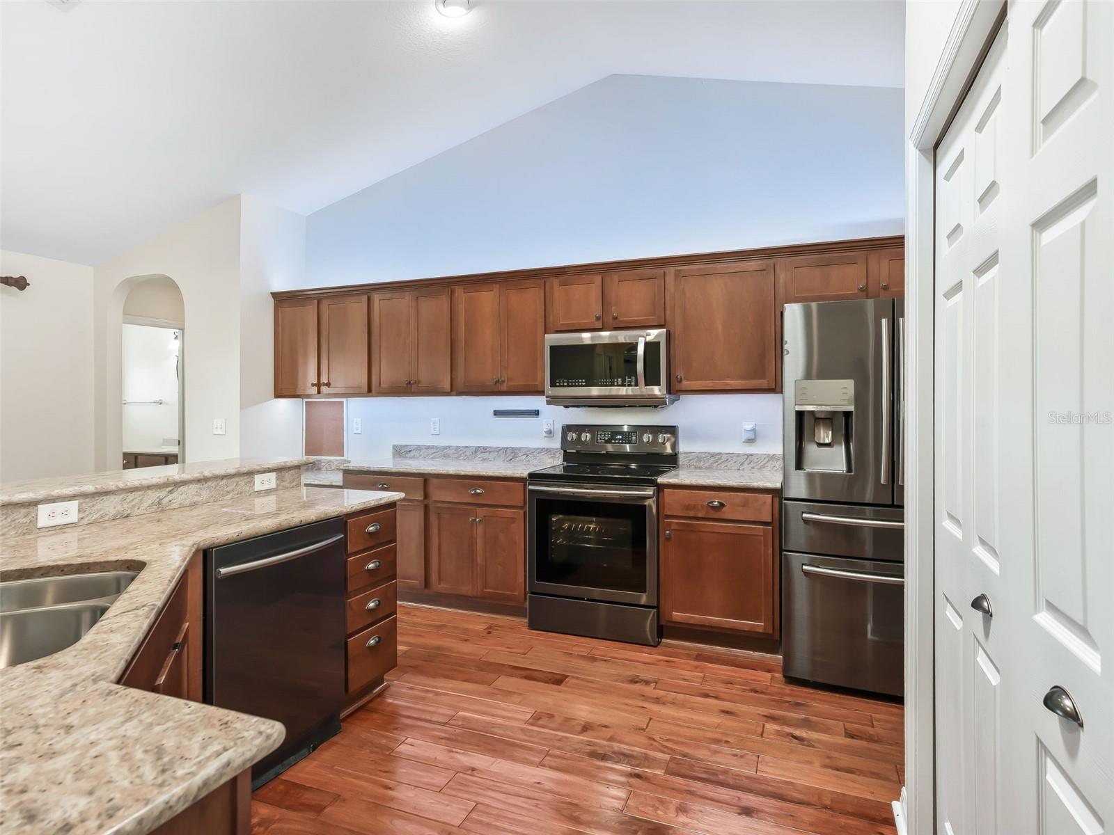 STONECREST - Residential