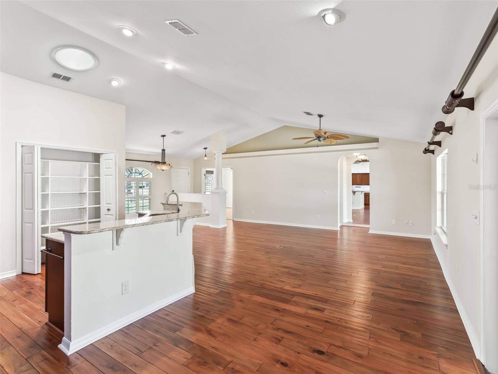 STONECREST - Residential