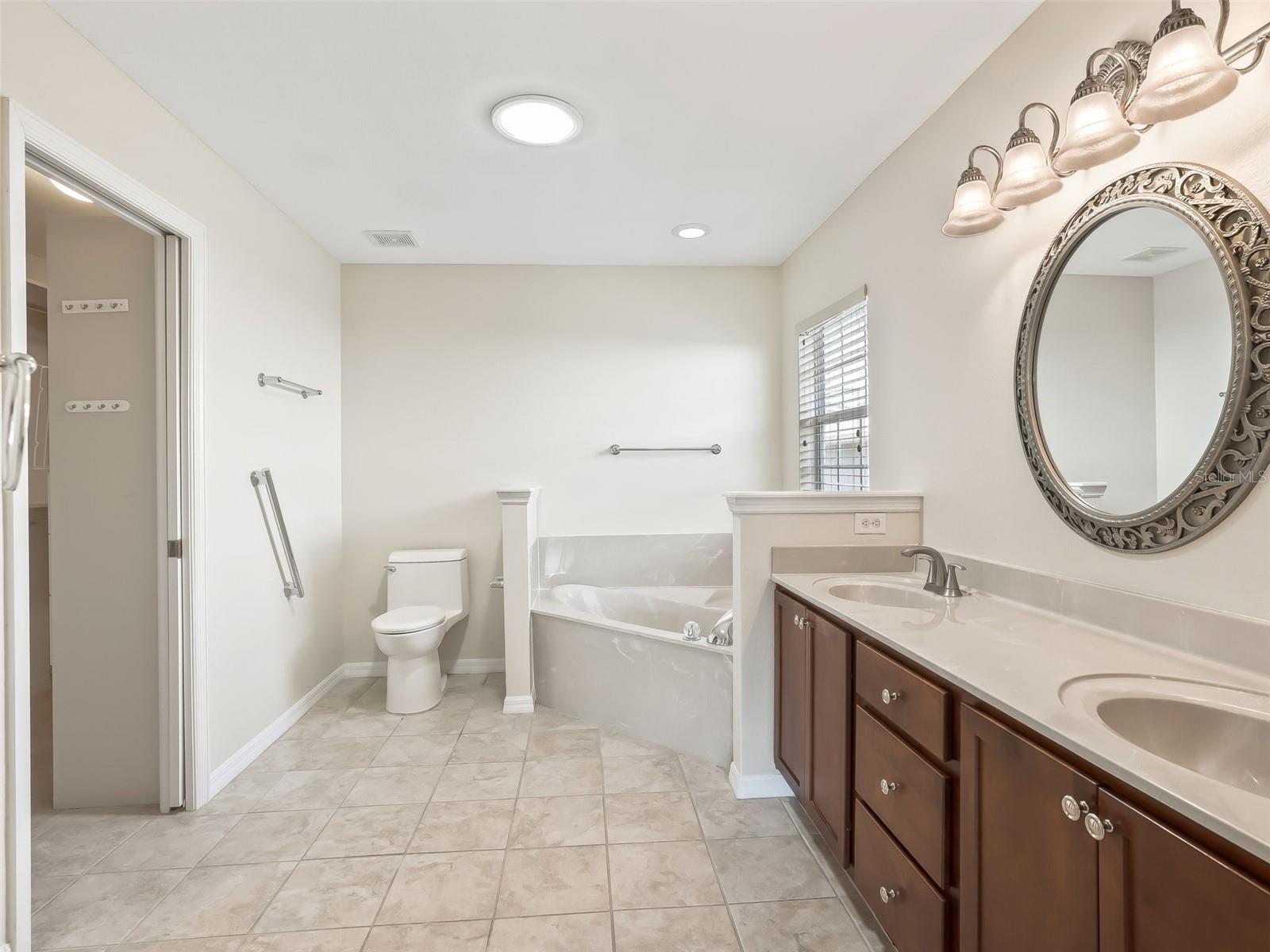 STONECREST - Residential