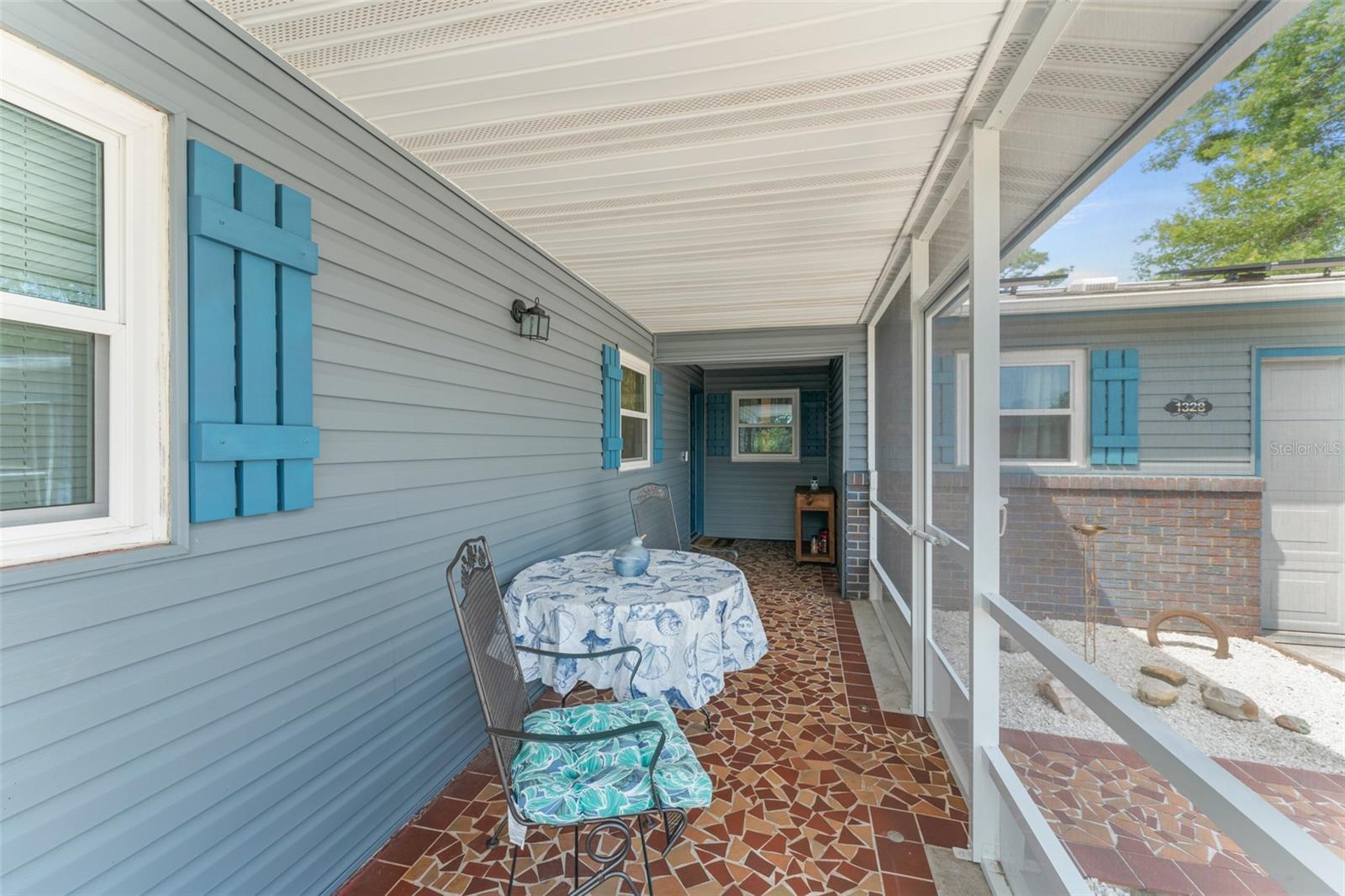 1328 LAUREL DRIVE