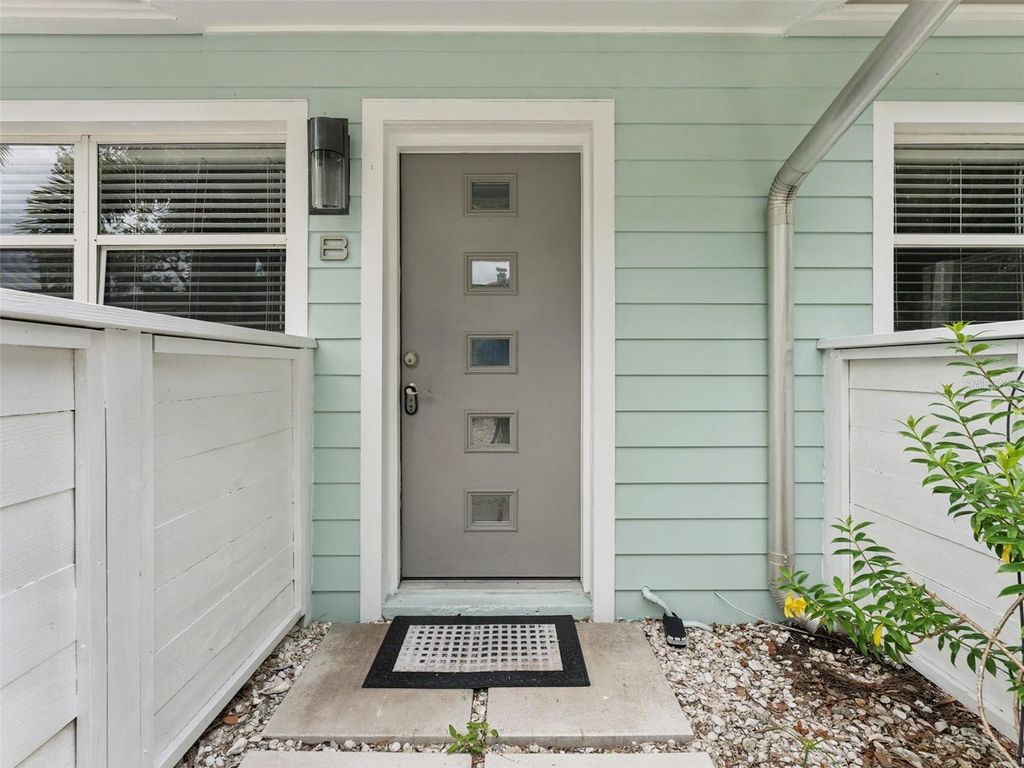 Photo of 3104 W San Juan Street, Tampa, FL 33629 (MLS # TB8491272)