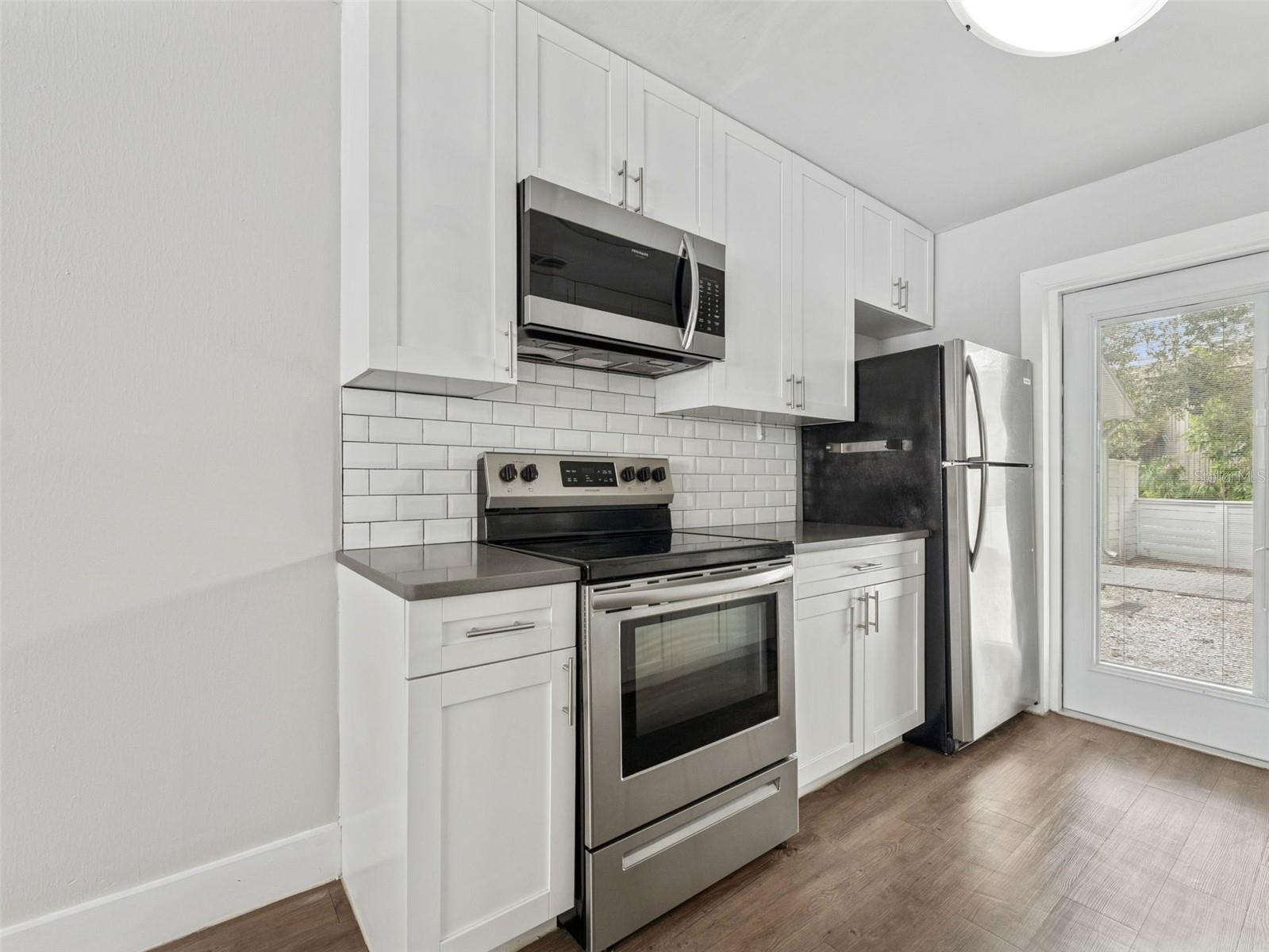 PALMA CEIA PARK - Residential Lease