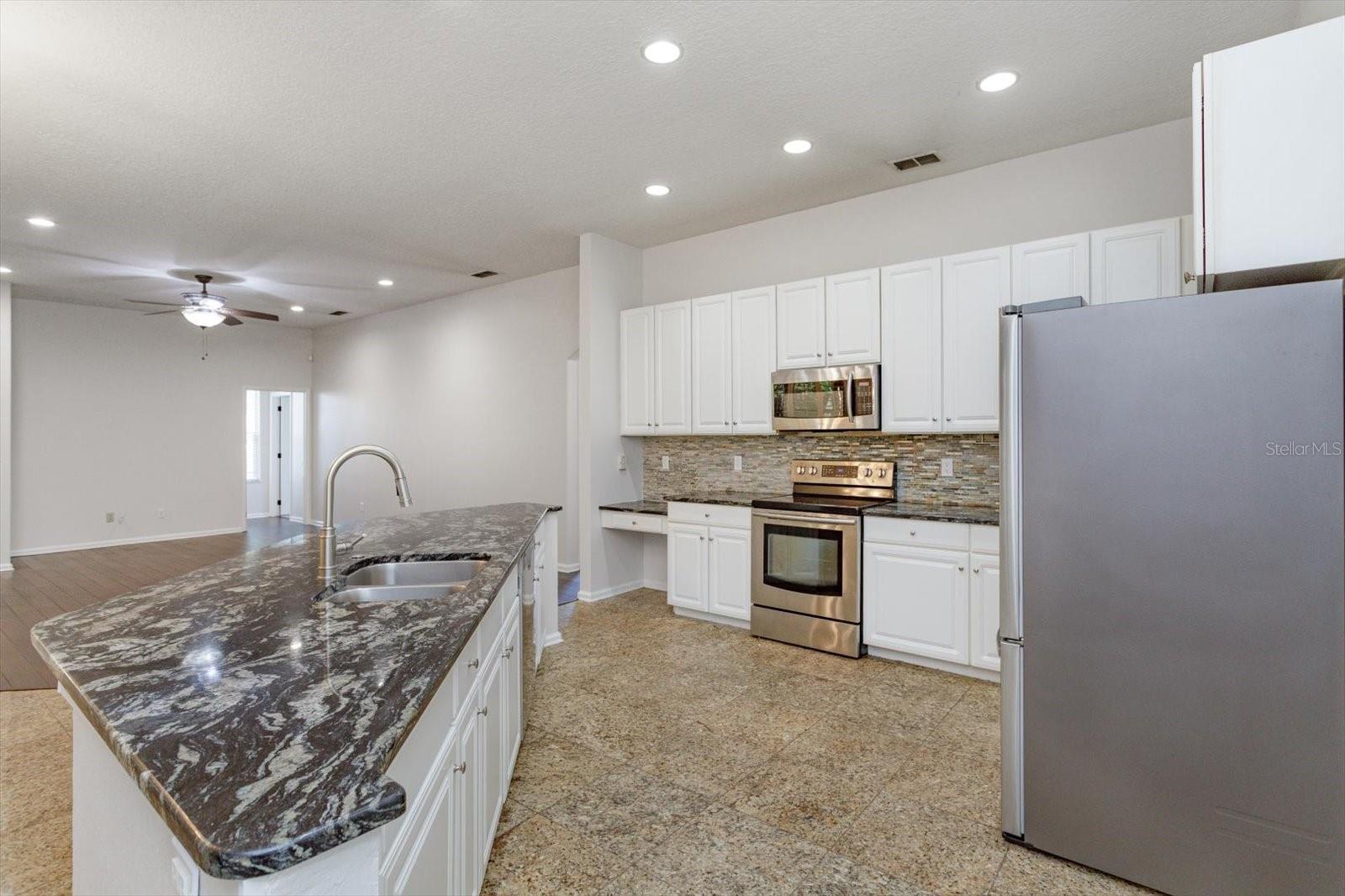 MANDERLEY SUB PH 1 - Residential