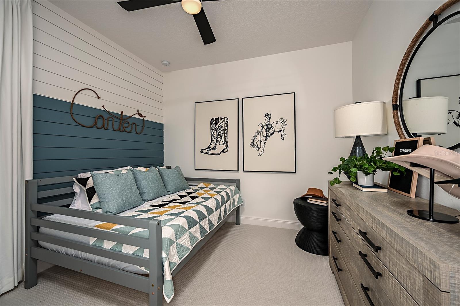 COUNTRY CLUB LAKES ESTATES - Residential