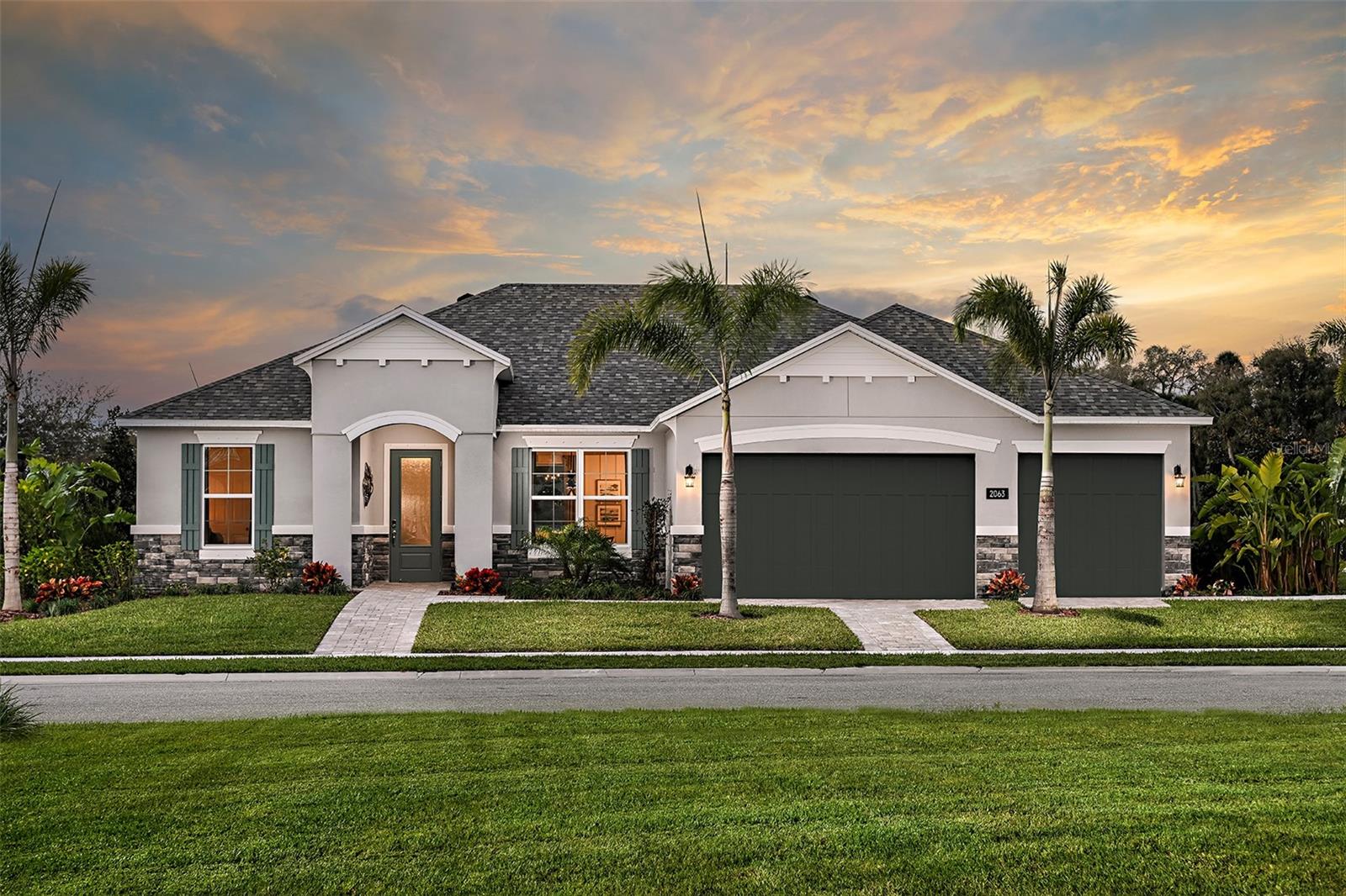 COUNTRY CLUB LAKES ESTATES - Residential