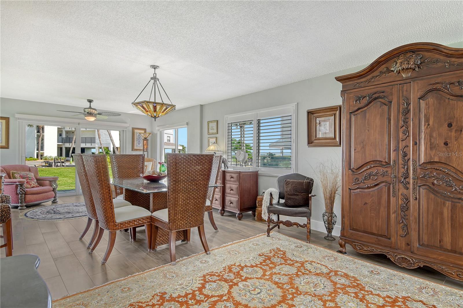 WINDWARD BAY AMD - Residential Lease