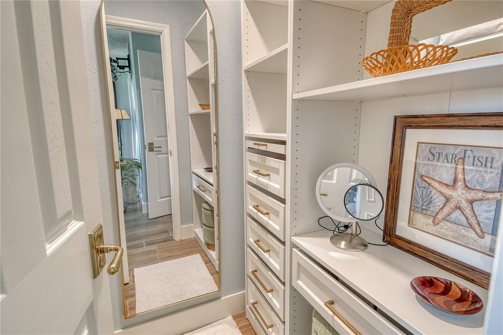 WINDWARD BAY AMD - Residential Lease