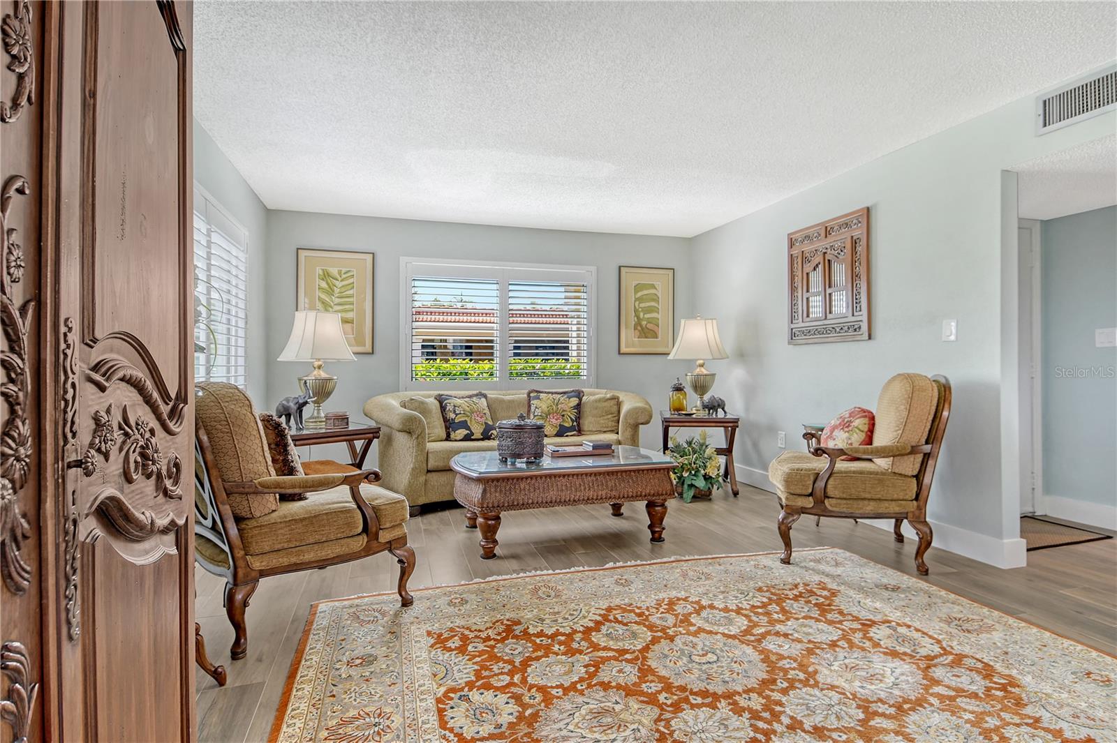 WINDWARD BAY AMD - Residential Lease