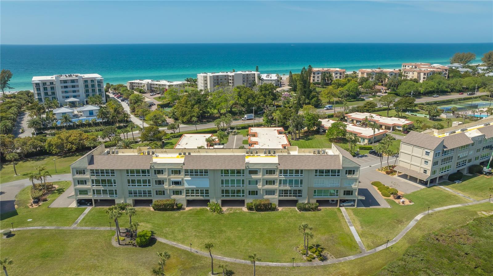 WINDWARD BAY AMD - Residential Lease