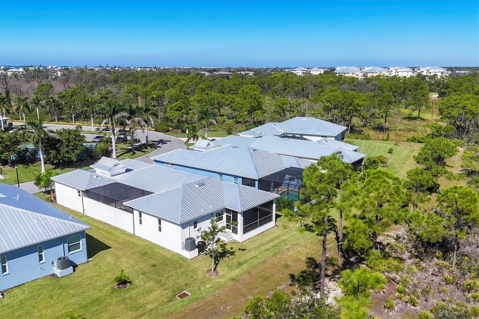 CORAL CAYE - Residential