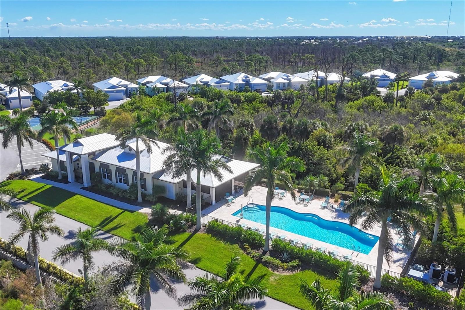 CORAL CAYE - Residential