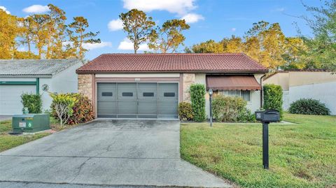 A home in WINTER HAVEN