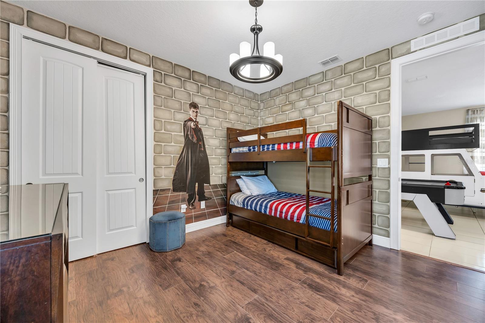 REUNION WEST PH 1 WEST & AMENT CTR RPLT - Residential